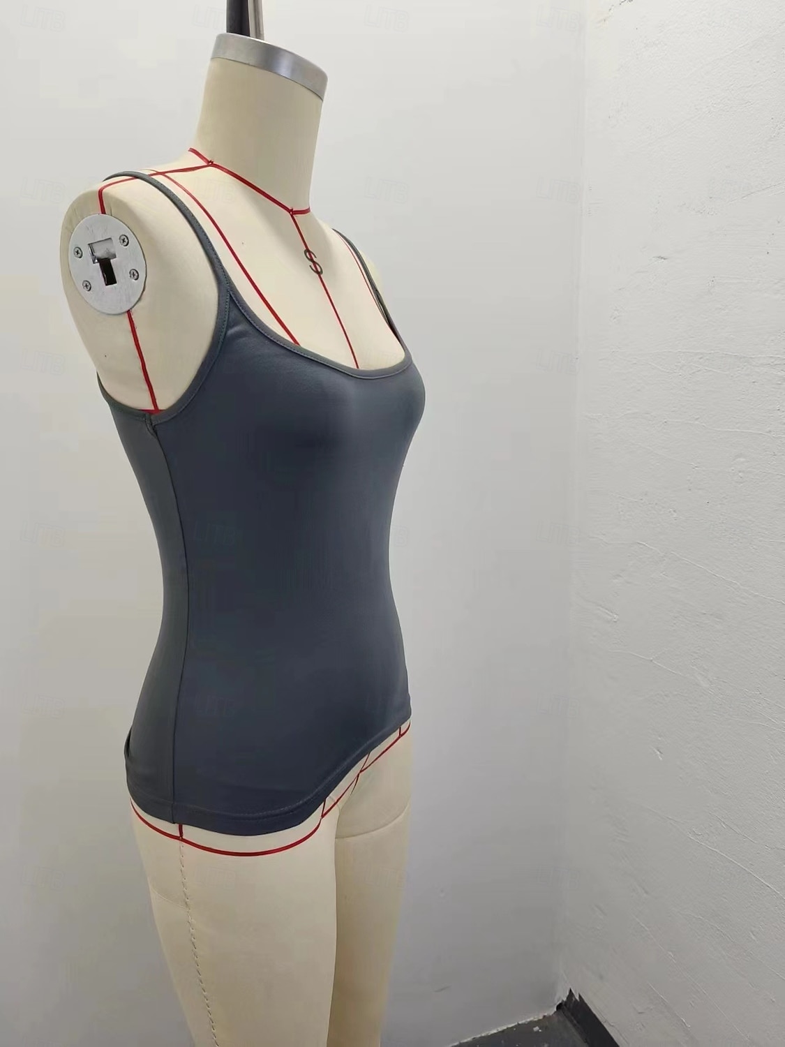 Pentru femei Camisole Tank Top Simplu Stilat Sexy Fără manșon Fără mâneci Cu Bretele Topuri obișnuite Zilnic Negru Alb Roșu-aprins Maro Deschis Gri Închis Vară 2026 - $18.49 –P4