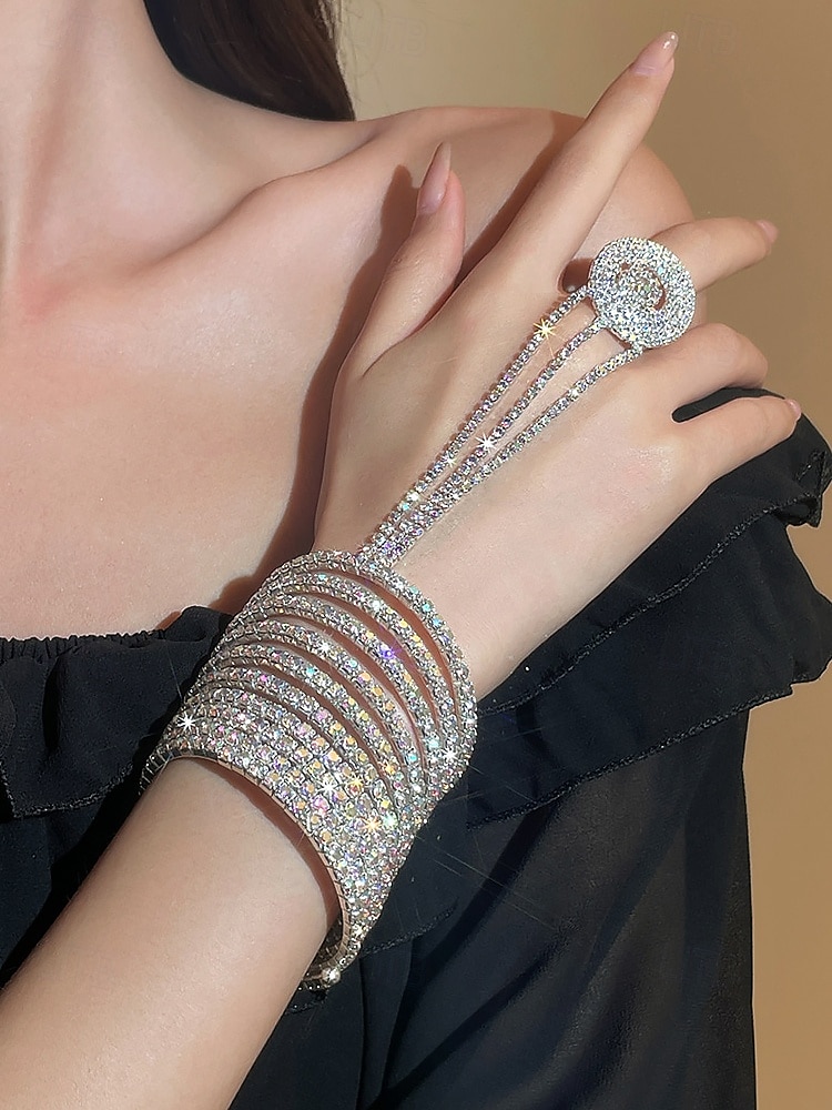 Bracelet chaîne de luxe en strass avec anneau – bijoux scintillants pour femmes, parfaits pour les mariages, les fêtes et les galas de 2025 ? $14.99 –P3