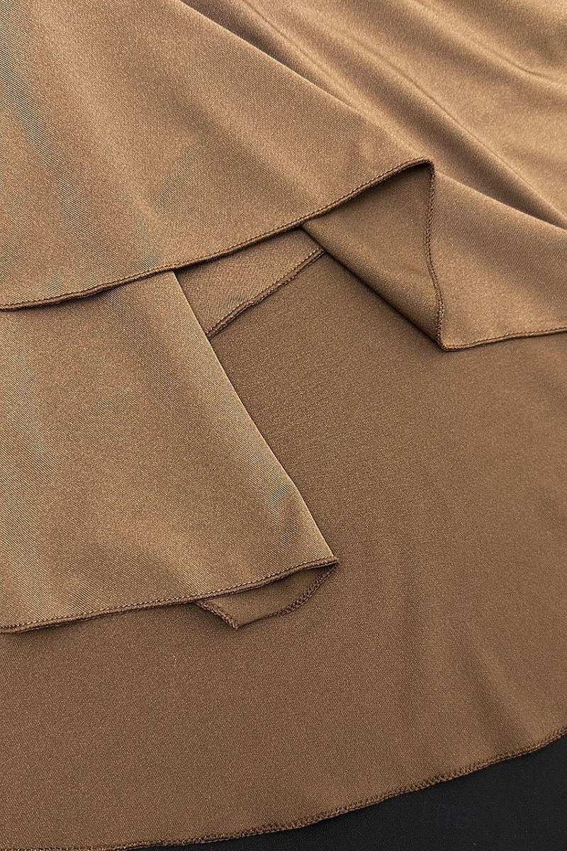 Femmes Mini Robe Robe Blanche Robe de remise des diplômes Robe à col licou Mode Moderne Anniversaire Remise des Diplômes Date Coupe régulière Uni Sans manches Col Halter Blanche Marron Été de 2025 ? $29.99 –P15
