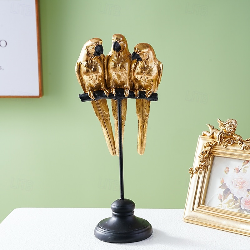 Figurine en résine de trois perroquets, sculpture de décoration intérieure moderne, statue de perroquet colorée pour le salon, meuble TV, table d'entrée, ornement d'oiseau artistique pour la de 2025 ? $26.99 –P1