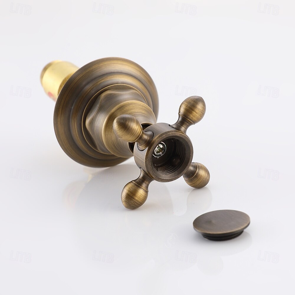 Robinet lavabo - Séparé Laiton Antique Diffusion large Deux poignées trois trousBath Taps de 2025 ? $194.99 –P8