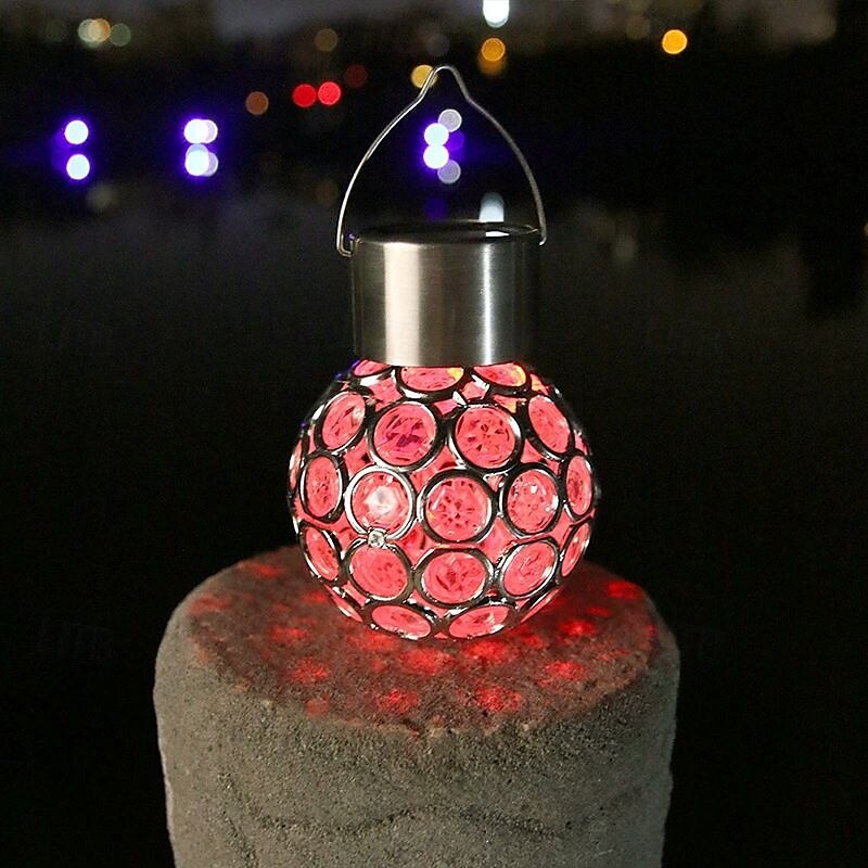 2 pezzi di luci esterne a LED solari, lampadari appesi, lanterne esterne impermeabili con luce che cambia colore per decorazioni per le feste in giardino, balcone, cortile del 2025 a $16.99 –P4