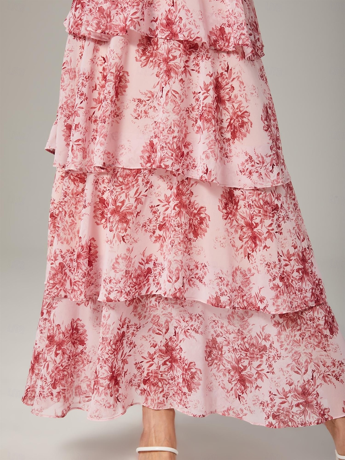 Robe longue décontractée pour femme, tenue de soirée, col en V, manches courtes, coupe trapèze, imprimé floral, volants superposés, tenue de tous les jours, jupe gâteau, taille ajustée, robe longue de 2025 ? $79.99 –P5