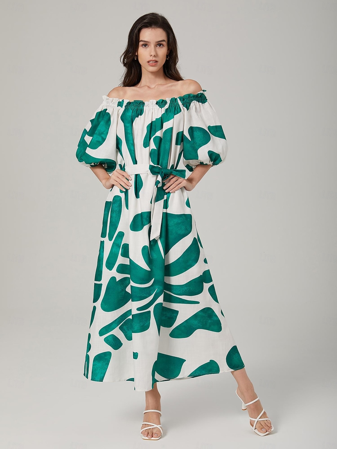 robe ample à col bateau et imprimé color-block de 2025 ? $87.99 –P3