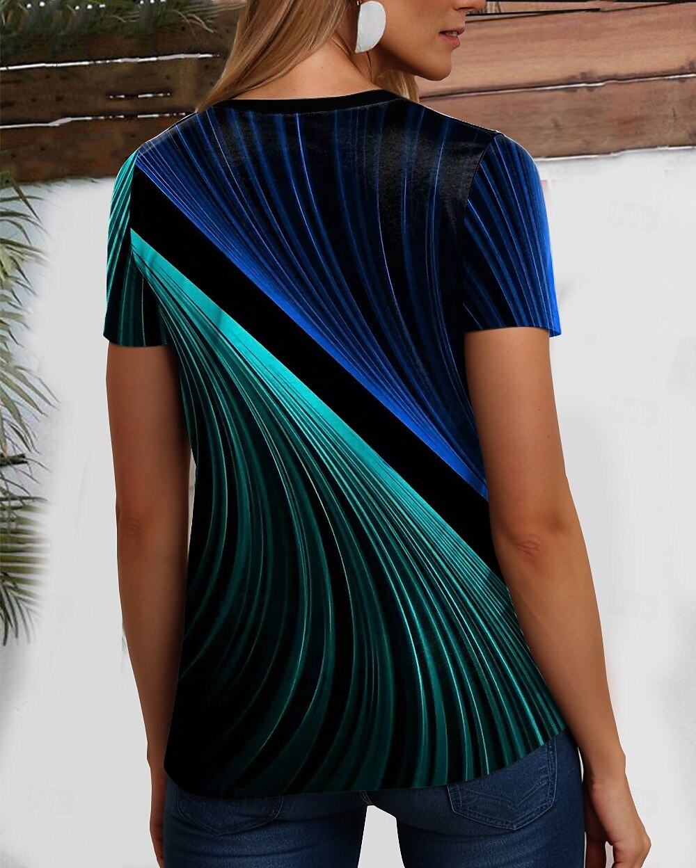 Femmes T-shirt Graphique Géométrique Rayé Occasionnel Manche Courte Col en V Hauts Réguliers Quotidien Sortir Week-end Imprimé Noir Été de 2025 ? $19.99 –P2