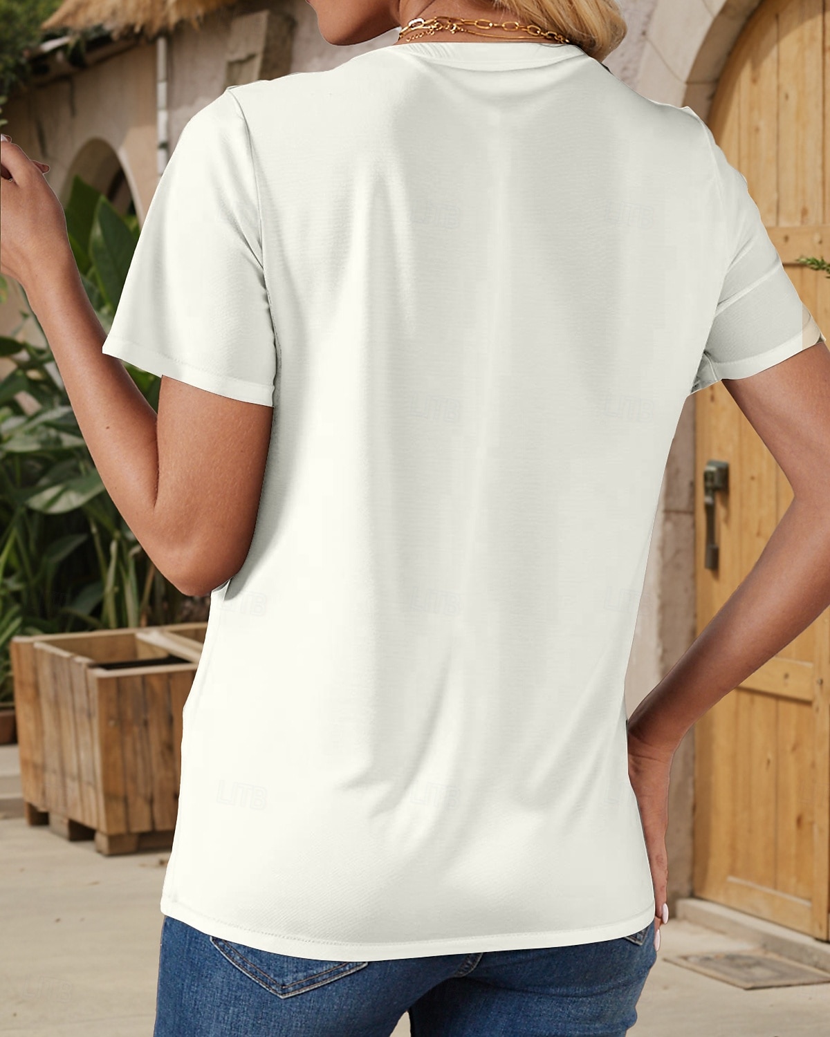 Dame T skjorte Blomstret Grafisk Bokstaver Stilfull Fritid Kortermet Crew-hals Rund hals Vanlige topper Daglig Helg Trykt mønster Hvit Sommer Vår 2025 - $19.99 –P2