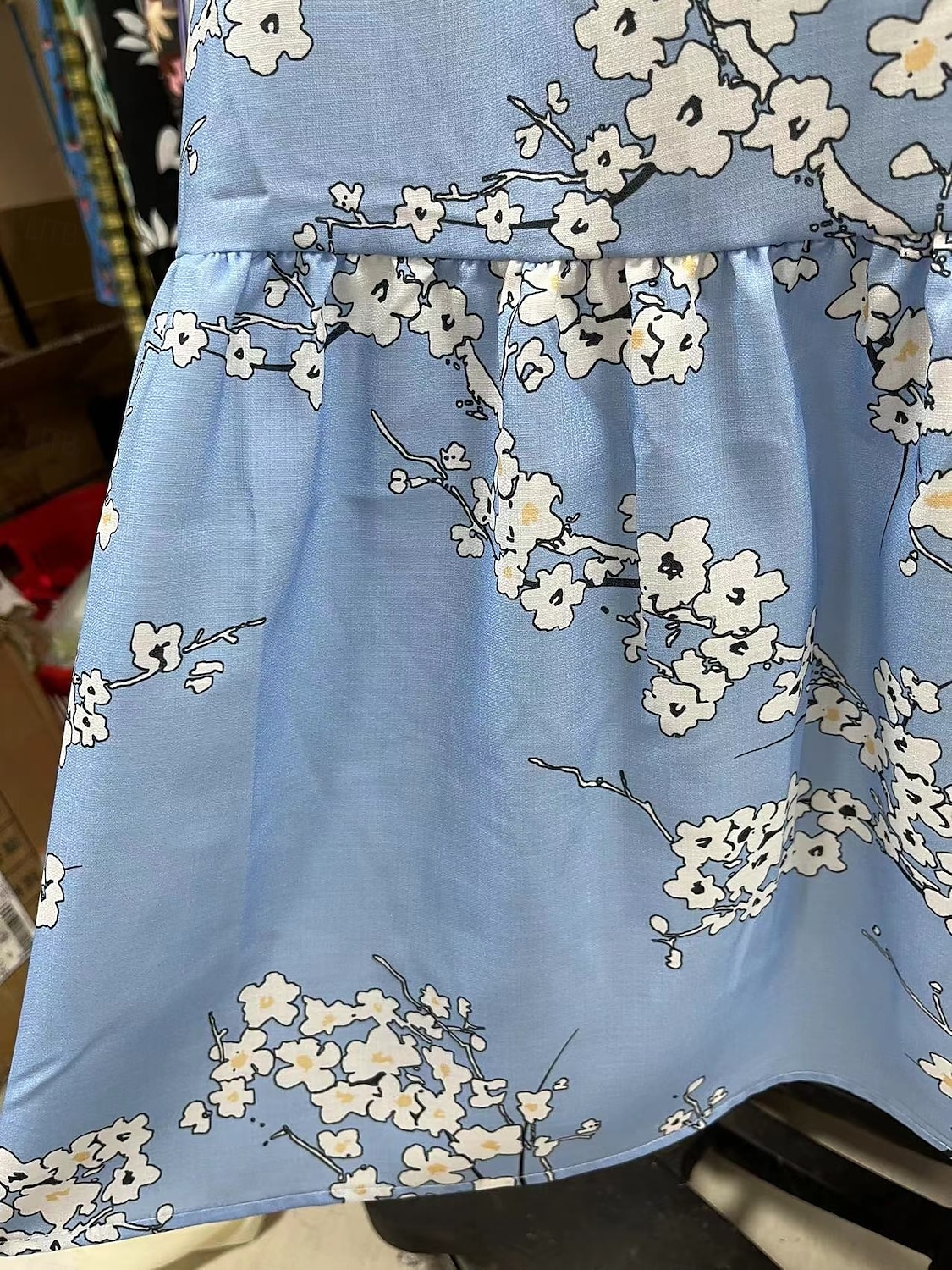 Dámské Dlouhé šaty Maxi šaty Boho šaty Šaty s potiskem Šaty Peplum Romantické Klasické Elegantní šaty Nahoře nabírané Dovolená Jdeme ven Jarní šaty Volný Grafika Květiny Poloviční rukáv Do V Bíl 2025 - $24.99 –P14