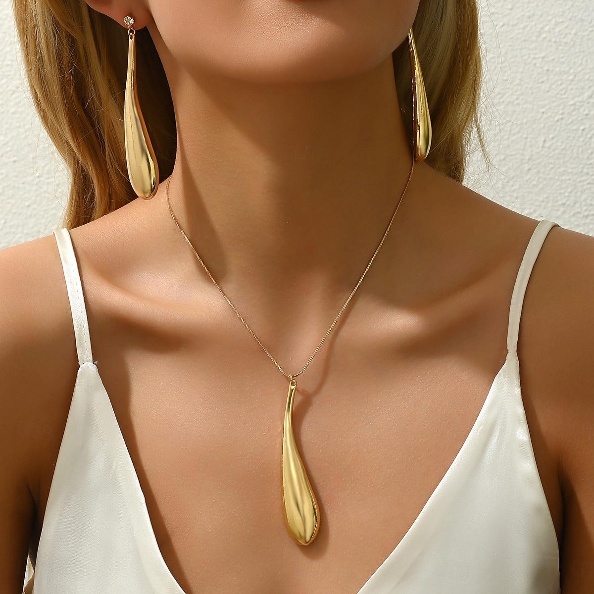 Set di gioielli 1 set Lega 1 collana Orecchini Per donna Di tendenza Parure di gioielli Per Feste Invitati del matrimonio del 2025 a $11.99 –P1