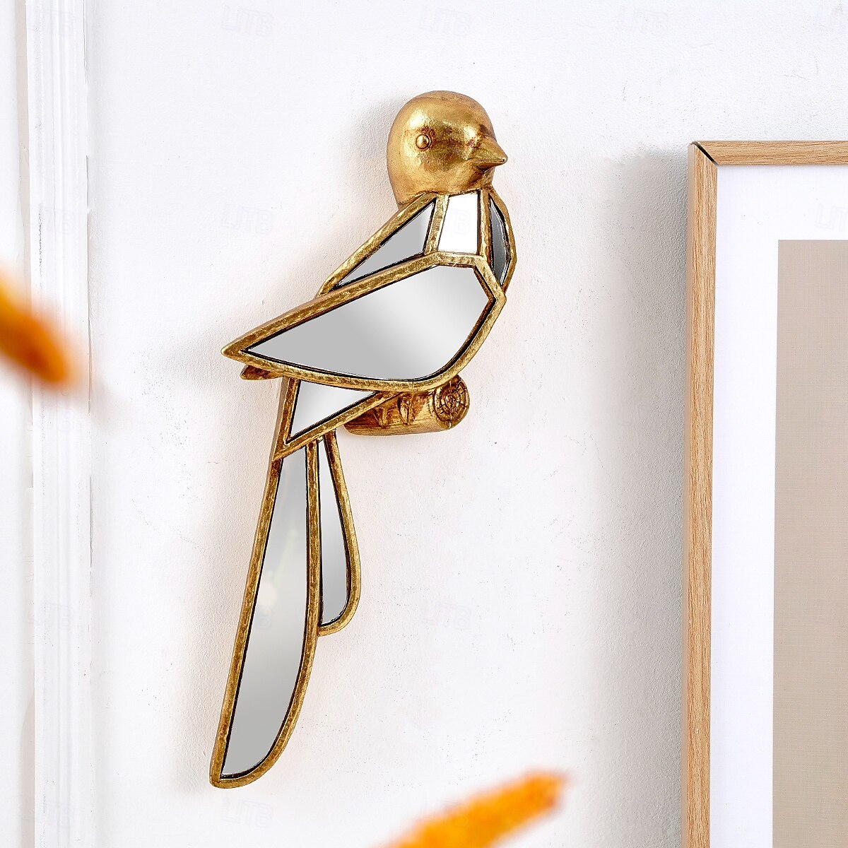 decorazione da parete in resina dorata con passero e cavalletta, design con intarsi a specchio, ornamento unico da appendere per gli amanti degli uccelli, decorazione per la casa, le feste e lo zoo del 2025 a $19.99 –P2