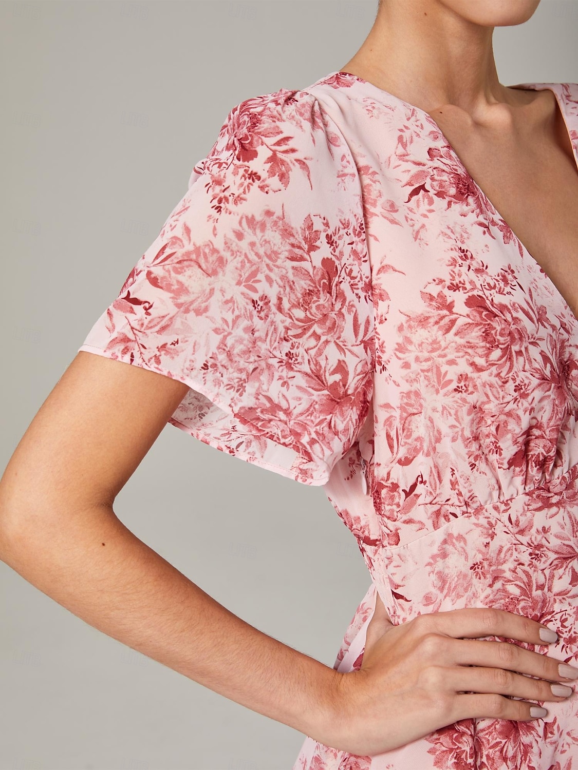 Robe longue décontractée pour femme, tenue de soirée, col en V, manches courtes, coupe trapèze, imprimé floral, volants superposés, tenue de tous les jours, jupe gâteau, taille ajustée, robe longue de 2025 ? $79.99 –P4
