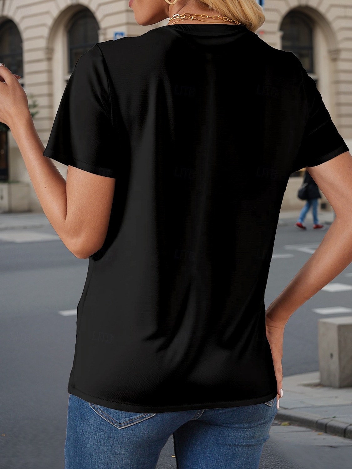 2025年 女性用 Tシャツ グラフィック 動物 猫 スタイリッシュ カジュアル 半袖 ラウンドネック レギュラートップス 日常 週末 プリント ブラック 夏 春 コレクション – $19.99 –P2