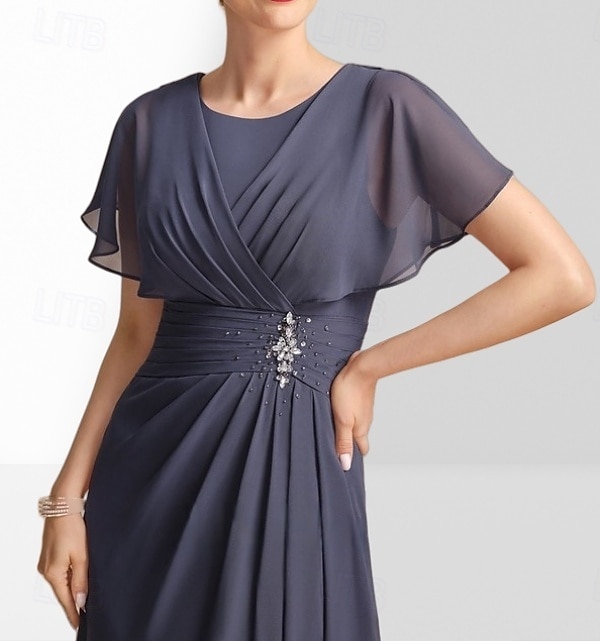 A-linje Mor til bruden Kjole Bryllupsgjester Elegant Crew Hals Gulvlengde Chiffon Korte Ermer med Pynt Rynking 2025 - $180.99 –P4
