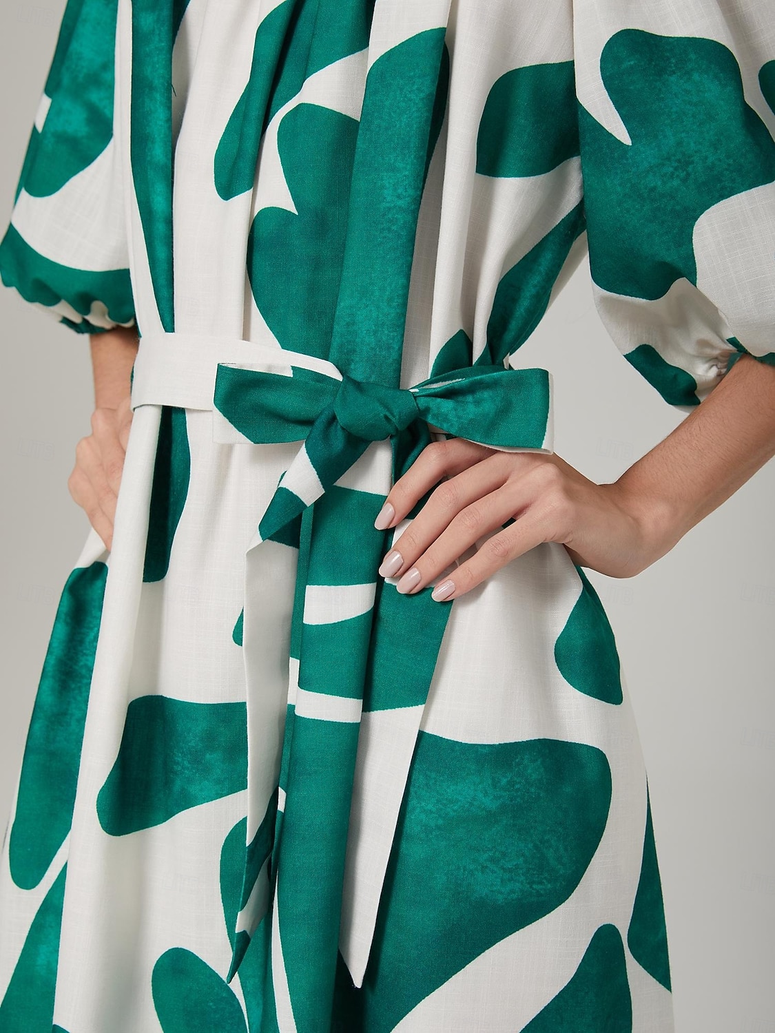 robe ample à col bateau et imprimé color-block de 2025 ? $87.99 –P6