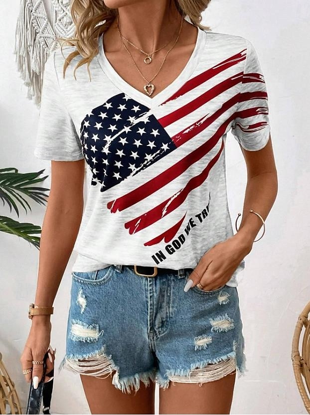 Kvinnens patriotiske bluse flagg uformell rød hvit og blå kortermet V-hals vanlig topp daglig trykk hvit sommer vår 2025 - $19.99 –P4