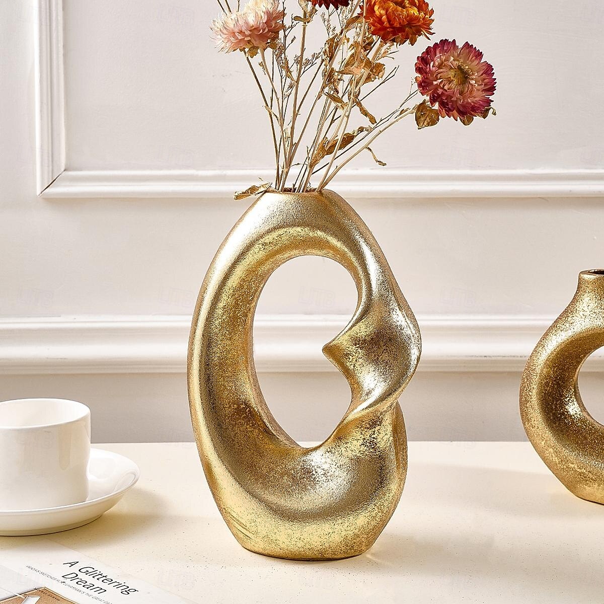 Minimalist Spiral Circle Vase, Resin Home Decor for Dining Room, Hotel, Restaurant, Tabletop and Entryway Decoration, Ideal for Floral and Green Plant Hydroponics, All-Season Use 2025 - $19.49 –P3