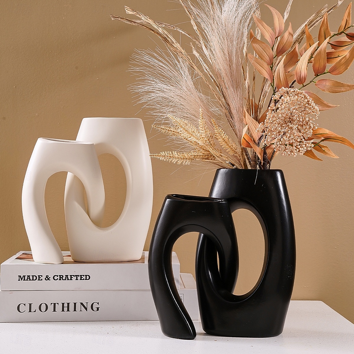 Abstract Couple Vase Set – Black, White, Beige Resin Cross-Shape Vases, Minimalist Table Centerpiece for Wedding, Party, Floral Arrangements, Dinner Decor, Home Flower Display, and Hydroponic Plant Holder 2025 - $30.99 –P3