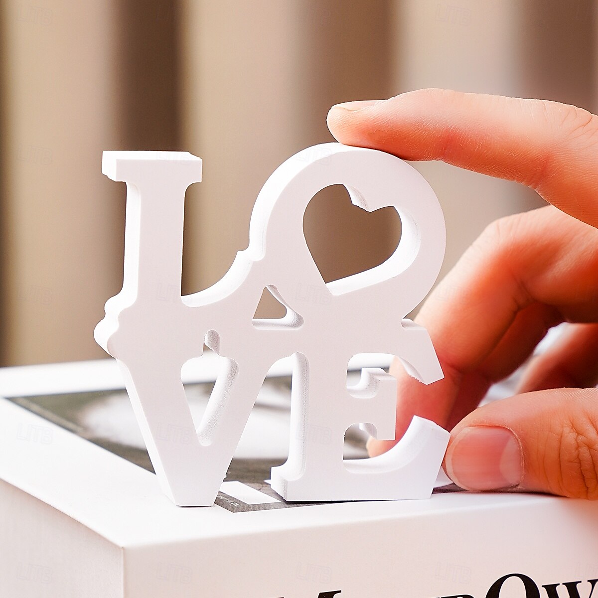 White Double-Layer "LOVE" Letter Tabletop Decor, PVC Freestanding Sign, Romantic Valentine's Day, Wedding, Anniversary Decoration, Warm Indoor Desktop Letter Ornament for Home and Party Display 2025 - $9.99 –P3