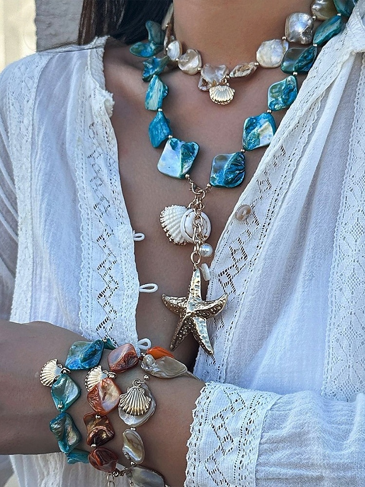 Collar de estrella de mar estilo bohemio con diseño playero: colgante de concha y piedra azul hecho a mano para mujer, collar llamativo inspirado en el océano para verano, vacaciones y uso en resorts 2025 - $9.99 –P1