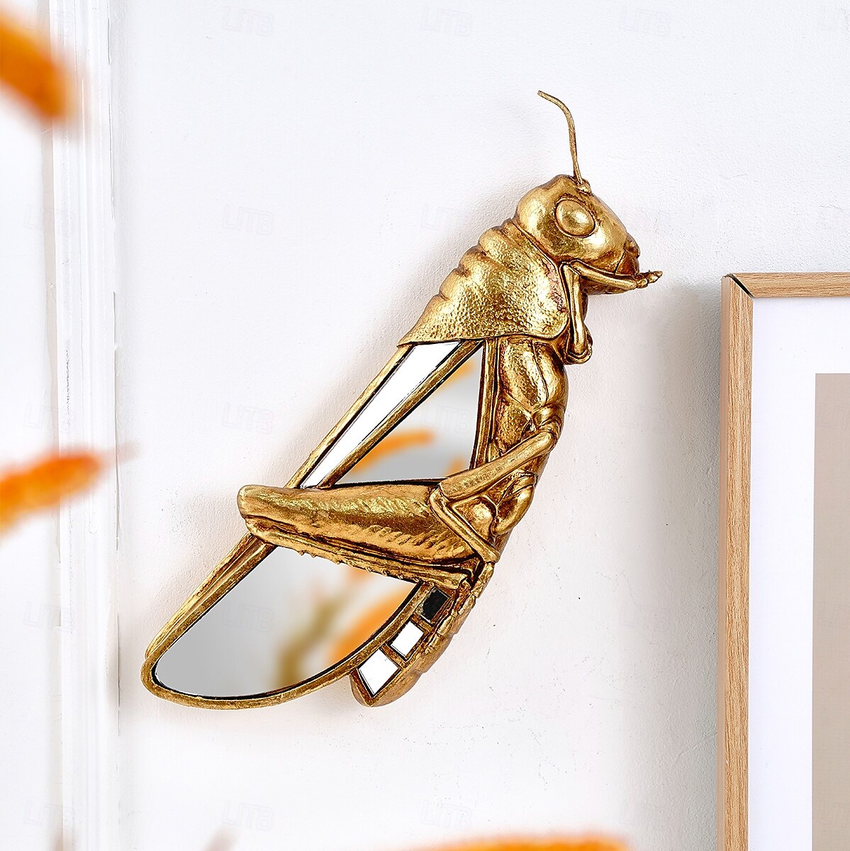 decorazione da parete in resina dorata con passero e cavalletta, design con intarsi a specchio, ornamento unico da appendere per gli amanti degli uccelli, decorazione per la casa, le feste e lo zoo del 2025 a $19.99 –P8