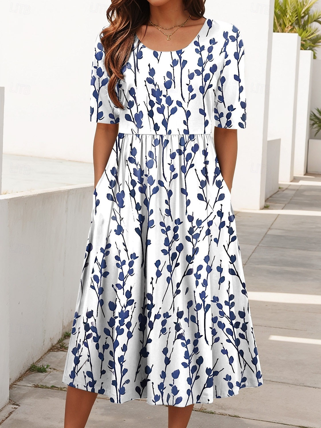 Femmes Robe Midi Robe d'été Robe Plissée Vacances Occasionnel Chaussures de plage Quotidien Fête Coupe régulière Fleuri Graphique Manche Courte Col ras du cou Blanche Rouge Bleu Vert Été de 2025 ? $31.99 –P3