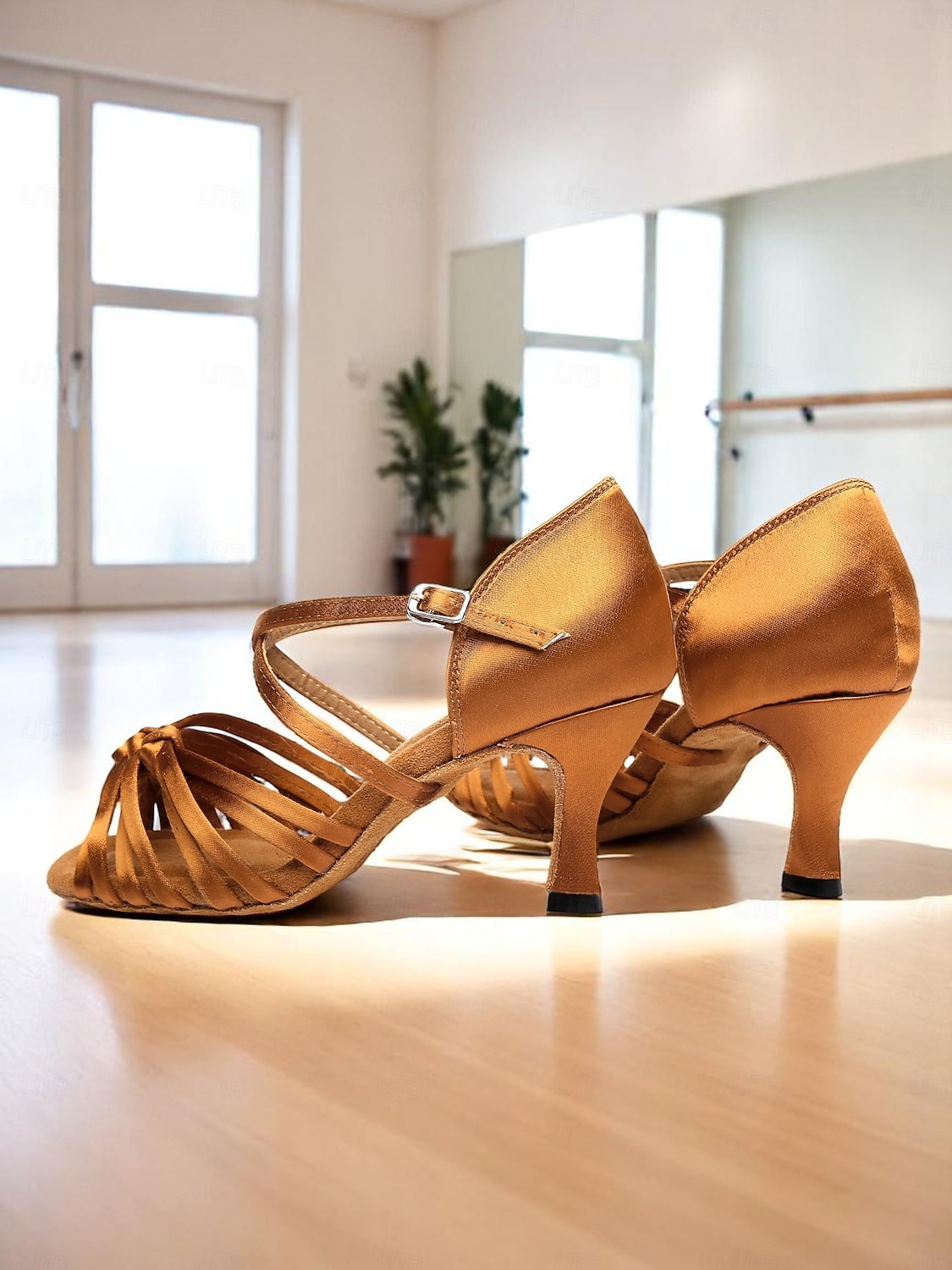 Bruine satijnen latin danshakken voor dames – open schoenen met bandjes voor dames, salsa, rumba en tango 2025 - $59.99 –P4