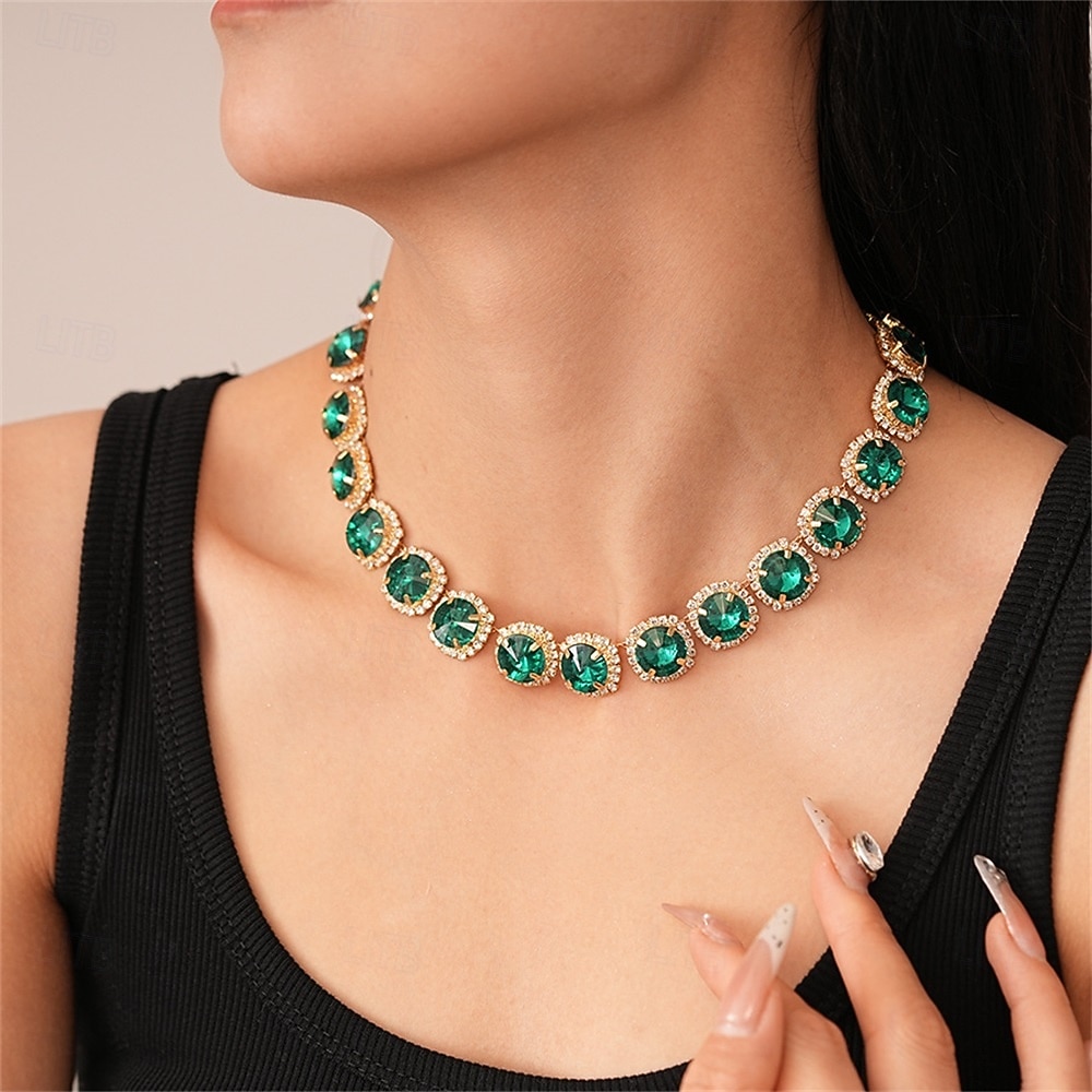 Set di Gioielli Completo Due Pezzi Argento Zirconia Cubica Cromo 1 Collana Orecchini Moda Femminile Elegante Vintage Carino Stile Vintage Classico Set di Gioielli Geometrici per Matrimonio Fête del 2026 a $27.99 –P7