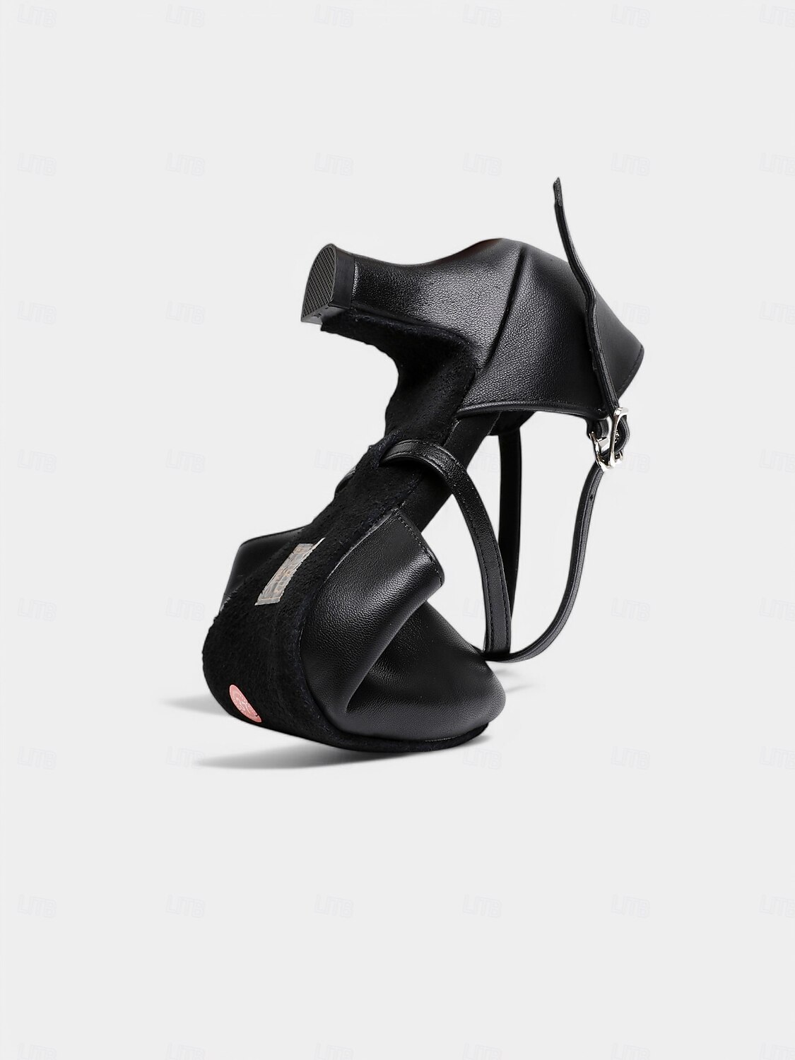 Schwarze Latein-Tanzschuhe für Damen mit gekreuzten Riemen und geschlossener Spitze und niedrigem Absatz – bequeme Performance-Ballsaalschuhe für Anfänger und Gesellschaftstänzer 2025 - $34.99 –P2