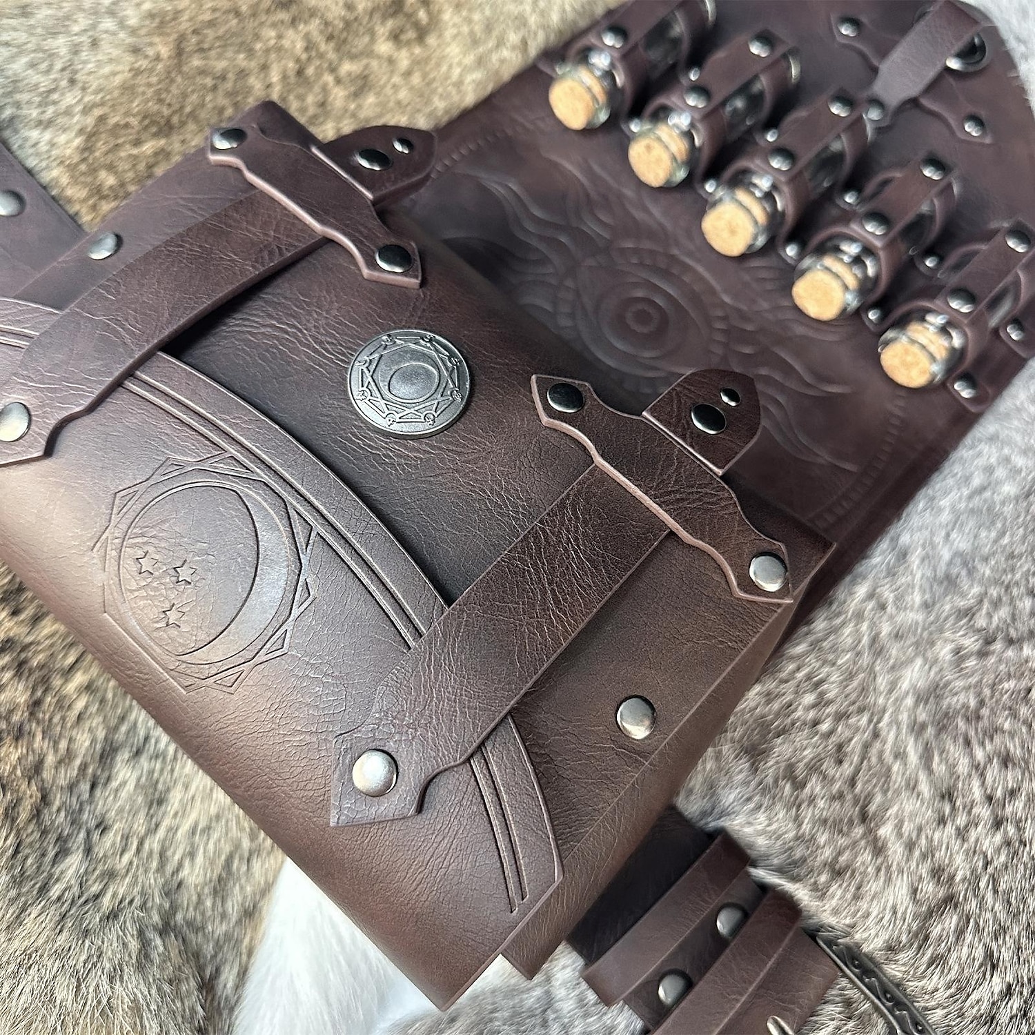 Kostymer i middelalderstil Renessanse Midjebelte Beltepose Magisk flaske kriger Vikinger Herre Dame Unisex Halloween Maskerade Ytelse LARP Voksne Belte Veske Magisk flaske 2025 - $46.99 –P15