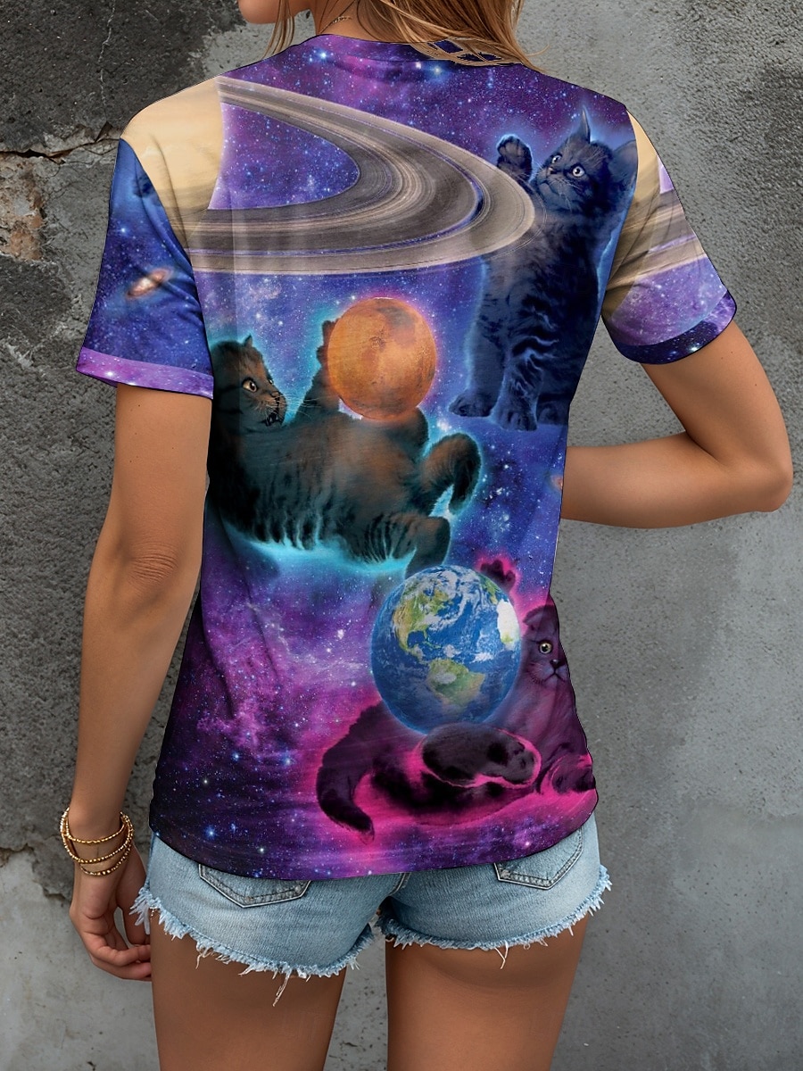 Dámské tričko Cosmic Kittens od Vincenta Hie s ombré potiskem, zvířecím vzorem, vintage stylové, ležérní, s krátkým rukávem, kulatým výstřihem, výstřihem do V, kulatým výstřihem, regular fit, topy pro každodenní nošení, duhový potisk, léto 2025 - $21.99 –P2