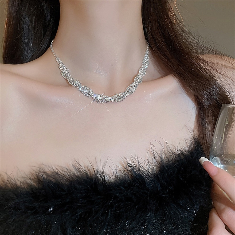 Parure de bijoux 3 Argent Zircon Chrome Argent 1 Collier 1 Bracelet Boucles d'oreilles Femmes Élégant ancien Mode Mignon Le style rétro Classique Géométrique Parure de Bijoux Pour Mariage Soirée de 2025 ? $21.99 –P7