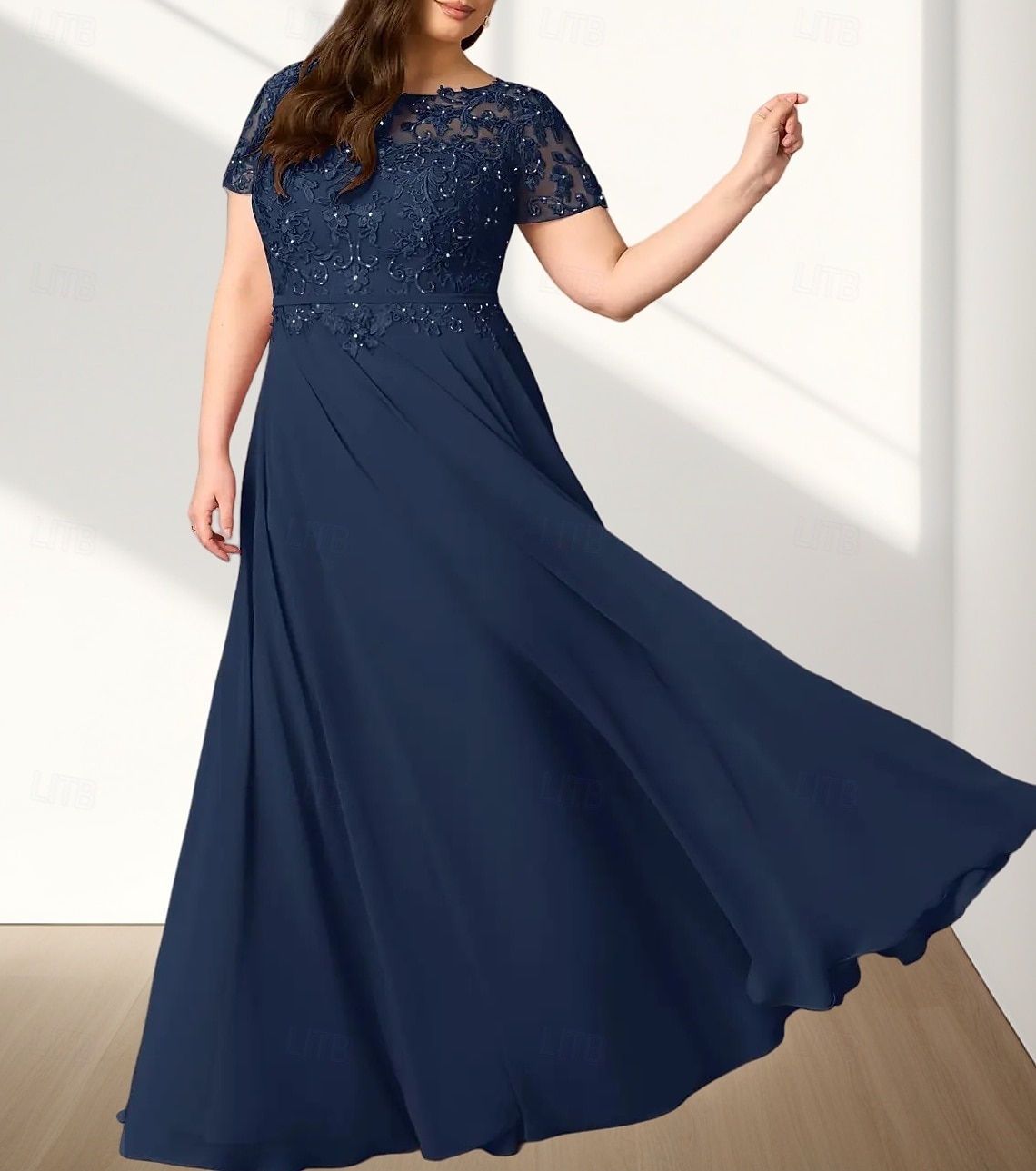 A-lijn Plus Size Curve Moeder van de Bruid Jurk Bruiloft Gast Elegant Crew Neck Vloerlengte Chiffon Kant Korte Mouw met Tailleband  Lint Beading Applicaties 2025 - $178.99 –P4