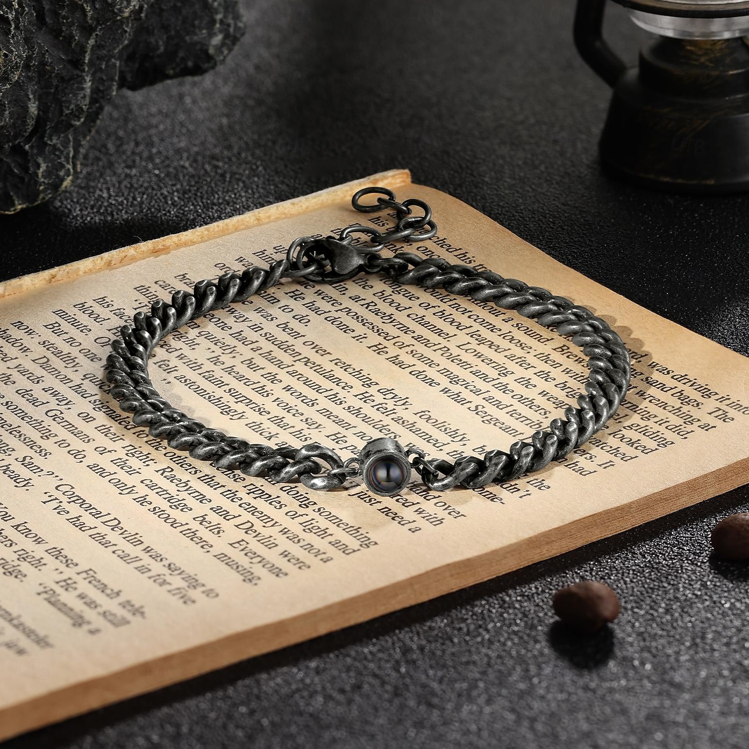 Personalized Projection Bracelet Custom Best Gift for Dad, Husband, Boyfriend, Unique Keepsake for Father's Day, Birthday, Valentine’s Day, Christmas 2025 - €20.99 –P4