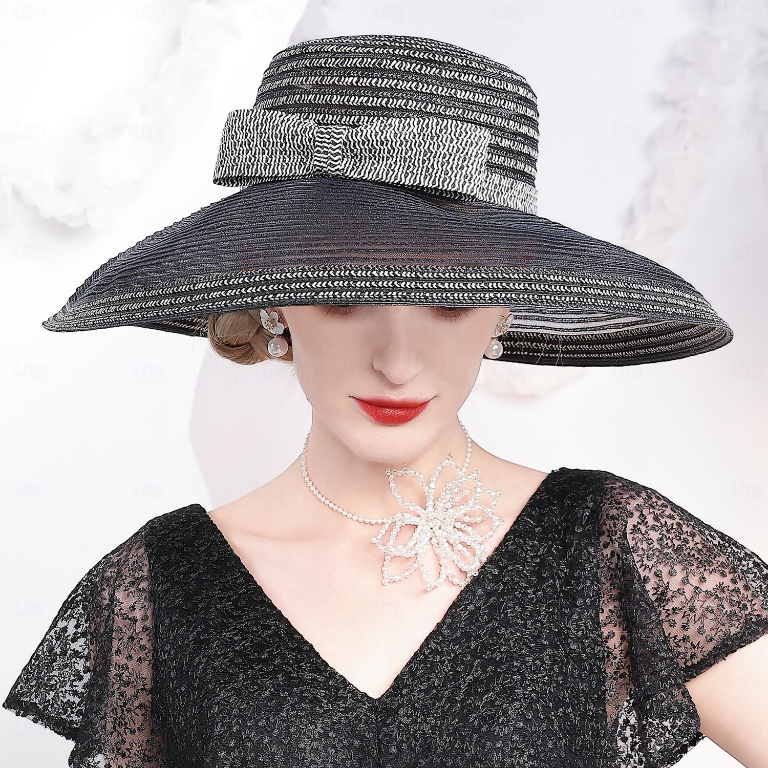 Cappello di tulle  intrecci Kentucky Derby  Cappelli  Copricapi con fiori 1pc Matrimonio  Occasione speciale  Copricapo casual abito per impressionare Abito per il giorno delle corse 2025 del 2025 a $60.99 –P11