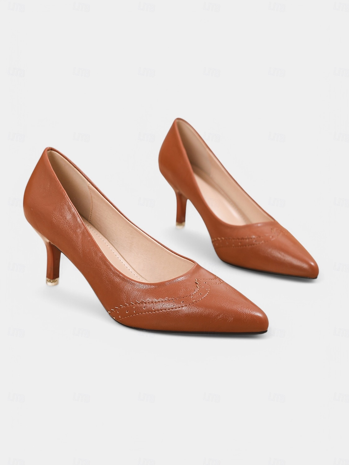 burgunder i kunstskinn med spisse hæler for kvinner, brogue-design, kattehæler, elegant stil fra 1950-tallet, ideell for kontorklær og kveldsarrangementer 2025 - $42.99 –P4