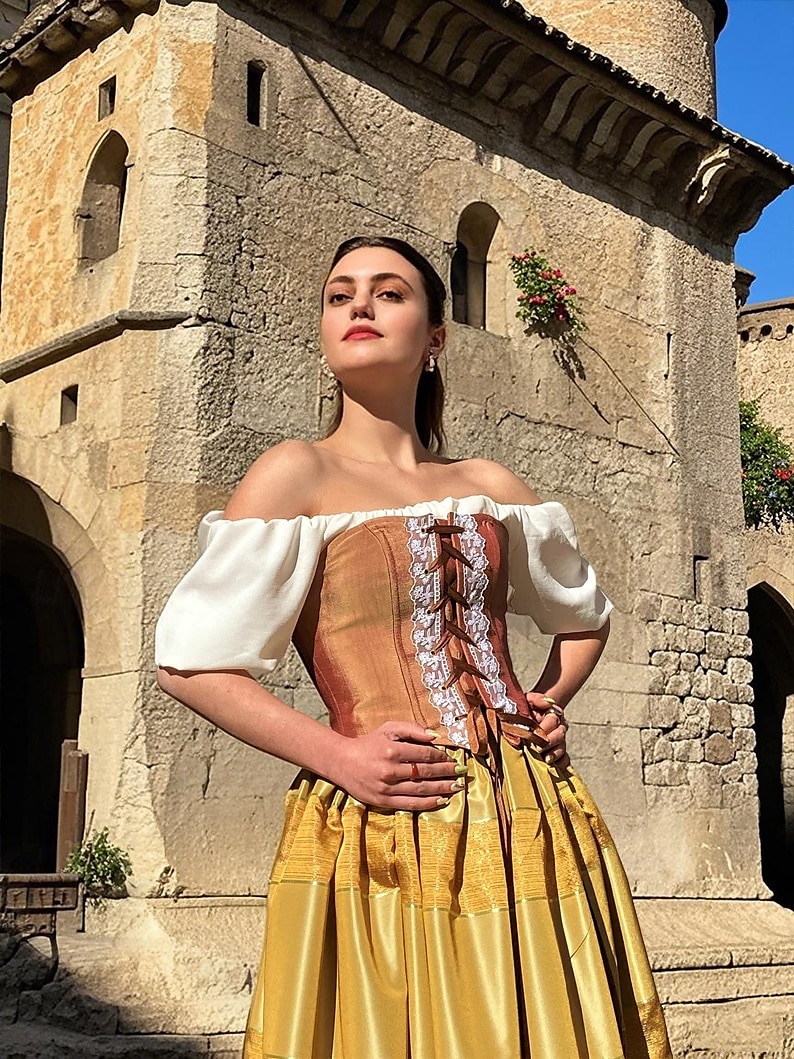 Medieval Renascentist Rochii Rochii de bal Rochie Lungă Viching Cavaler celtic Costume de fancy Pentru femei Regal Halloween Carnaval Mascaradă Performanță LARP Ren Faire Adulți Rochie 2025 - $169.99 –P2
