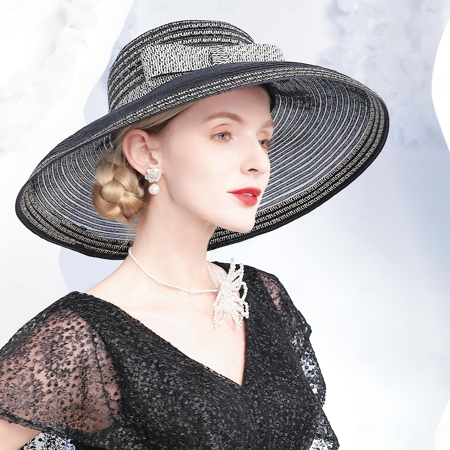 Cappello di tulle  intrecci Kentucky Derby  Cappelli  Copricapi con fiori 1pc Matrimonio  Occasione speciale  Copricapo casual abito per impressionare Abito per il giorno delle corse 2025 del 2025 a $60.99 –P12
