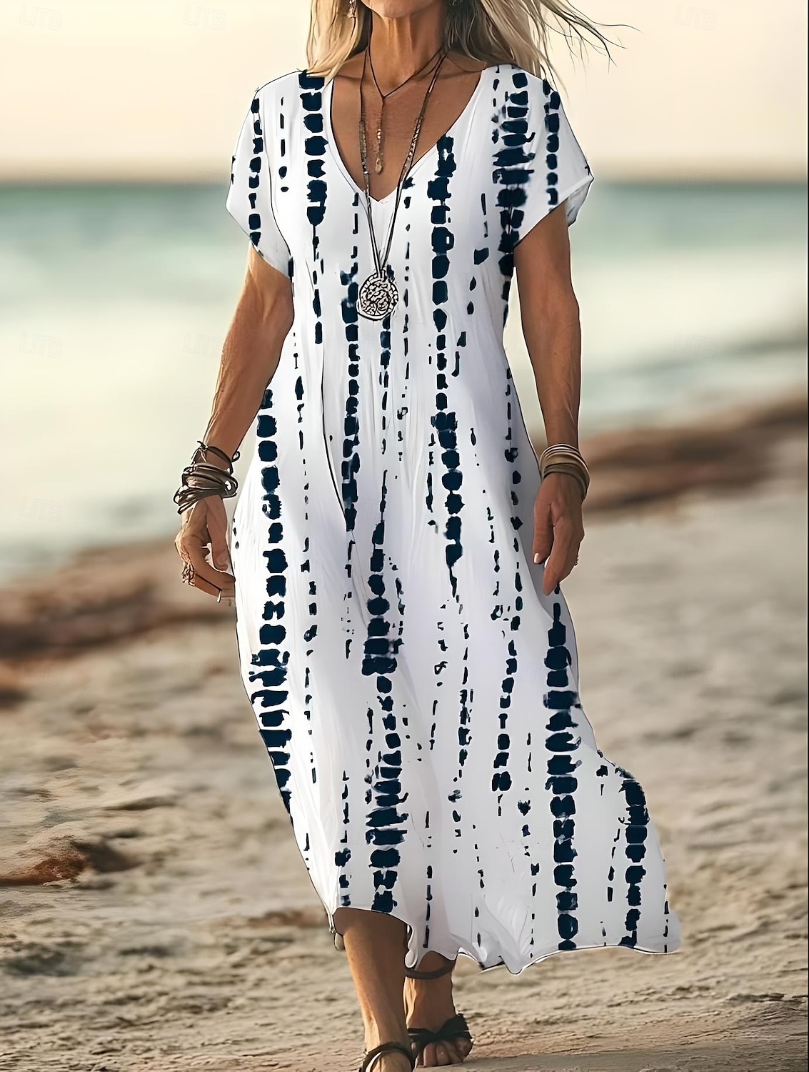 Per donna Abito Midi Vestito Estivo Abito a trapezio Vacanza Casual Spiaggia Uscire Spiaggia Vestibilità comoda Floreale Grafico Astratto Manica Corta Scollo a V Blu chiaro Bianco Blu Estate Primavera del 2025 a $28.99 –P1