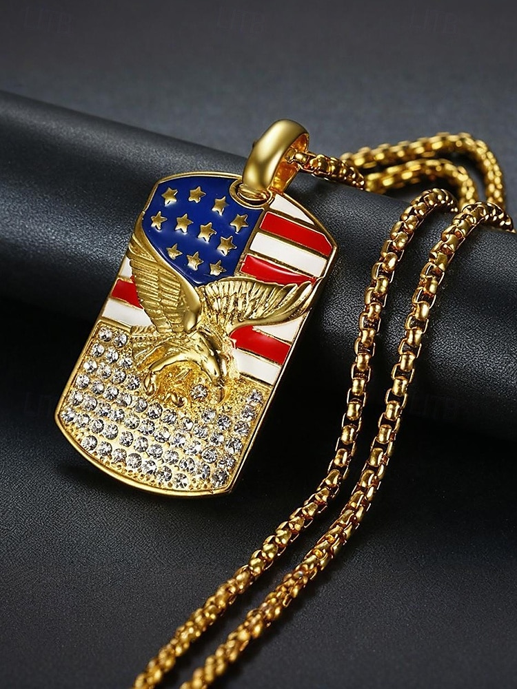 Herren-Halskette mit Adleranhänger und amerikanischer Flagge – patriotischer Schmuck aus goldenem Edelstahl mit Strasssteinen für den Unabhängigkeitstag, Veteranen und die Anerkennung des Militärs 2025 - $14.99 –P4