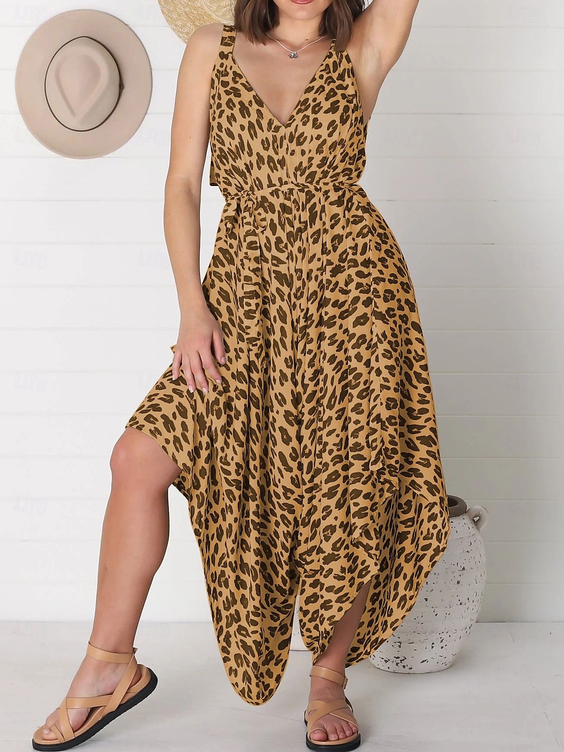Femmes Robe Midi Robe Élégante Élégant Sans manches Coupe ajustée Léopard Sans manches Col en V Blanche Jaune Rouge Bleu Été Printemps Automne de 2025 ? $33.99 –P14