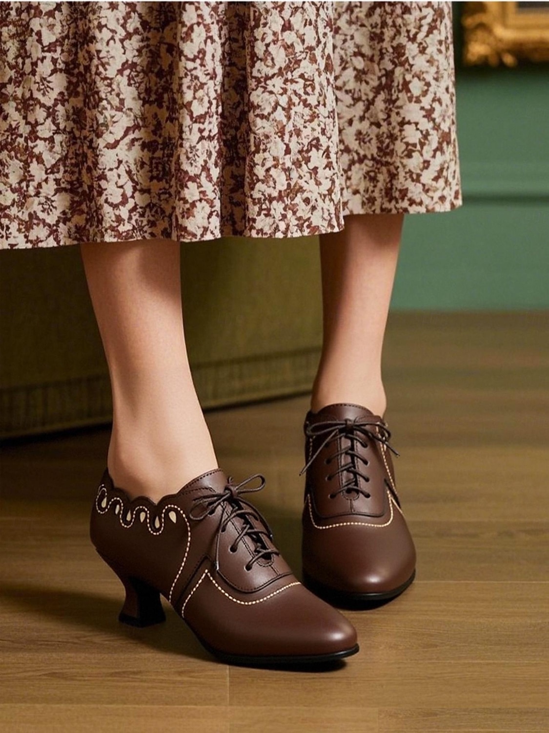 Chaussures Oxford marron à lacets et talon chaton pour femme – Escarpins brogue vintage de style rétro édouardien des années 1920 pour un usage quotidien élégant et des soirées à thème de 2025 ? $46.99 –P1
