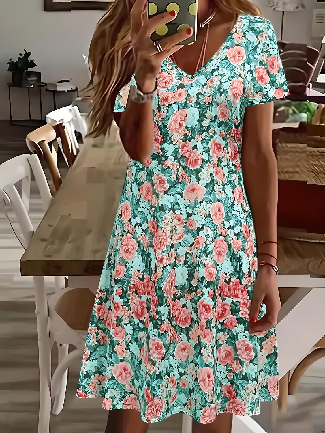 Damskie Sukienka mini Sukienka t-shirtowa Sukienka letnia Letnie sukienki Urlop Codzienny Styl plażowy Codzienny Wyjściowe Regularny Kwiaty Graficzny Krótki rękaw W serek Rumiany róż Niebieski Zielony 2025 - $23.99 –P1