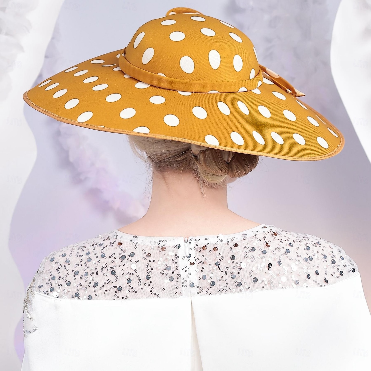 Головные уборы Полиэстер Котелок / клош Шляпа от солнца Свадьба Чаепитие Элегантный стиль Свадьба С Бант В горошек Заставка Головной убор 2026 - $38.99 –P13