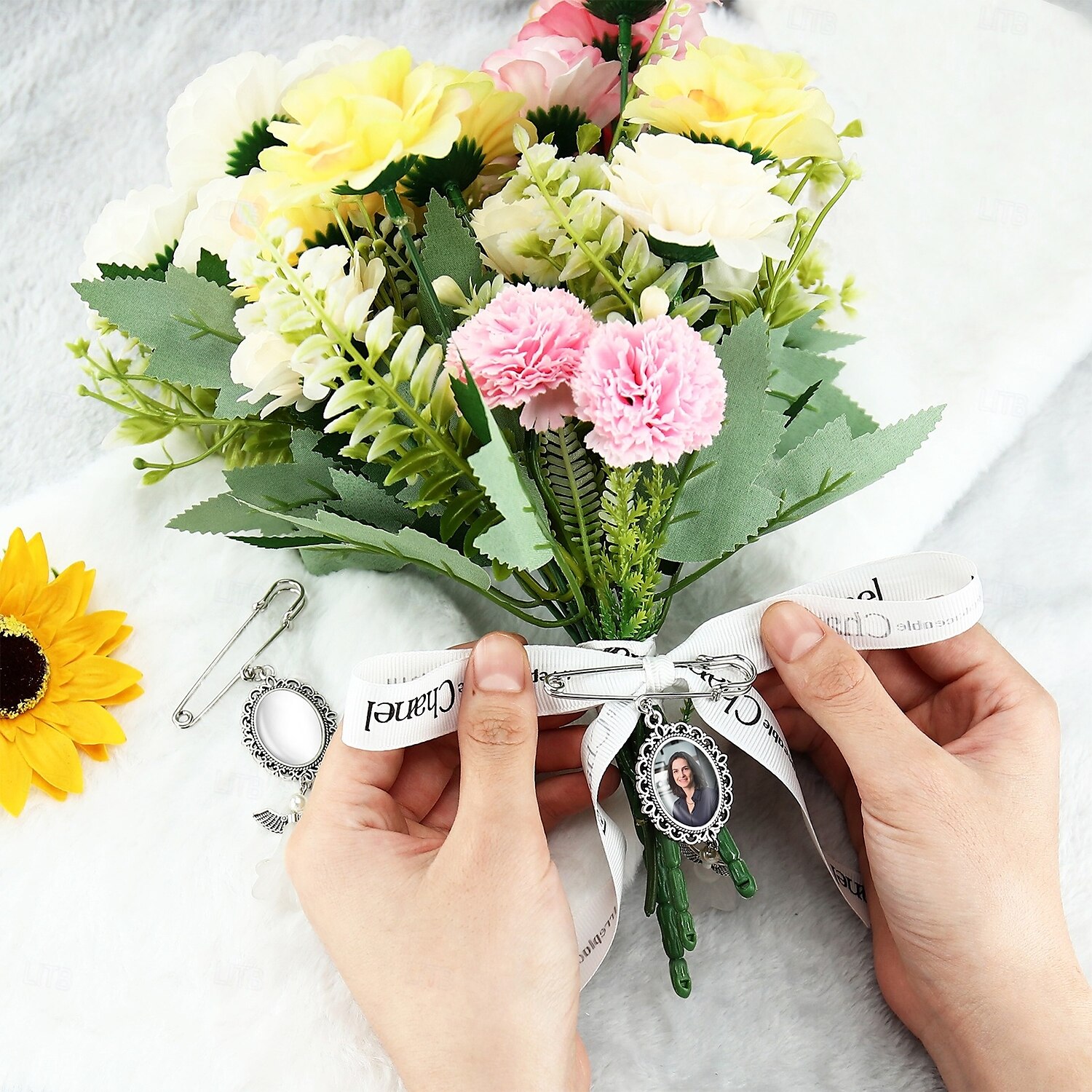 broche de alfinete de formatura personalizado, pingente de foto personalizado, melhor presente de condolências para formatura de casamento, aniversário ou aniversário, ideal para amigos e familiares de 2025 por $9.99 –P7