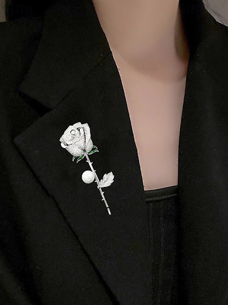 elegante Rosenblütenbrosche mit Perle – mit Strasssteinen besetzte Vintage-Anstecknadel für Damen, ideal als Muttertagsgeschenk, für formelle Anlässe und Blazer 2025 - $9.99 –P4