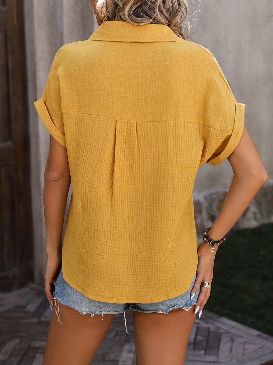 Camicia da donna a bottone giù blusa a tinta unita elegante casual da spiaggia con maniche corte colletto top regolari quotidiani bottoni tasca nera bianca gialla blu estate primavera del 2025 a $28.99 –P4