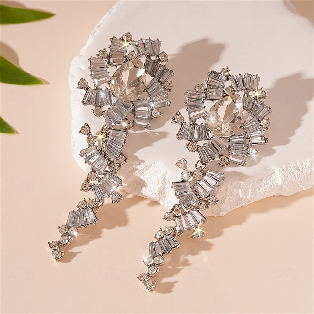 Argent Zircon Boucle d'Oreille Créoles Le style rétro Géométrique Goutte ancien Mode Des boucles d'oreilles Bijoux Argent Pour Mariage Soirée Fête 1 Paire de 2025 ? $20.99 –P6