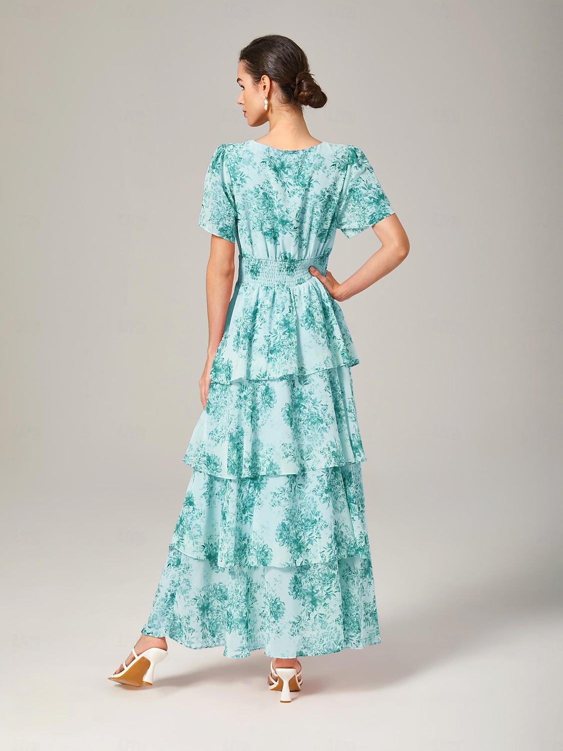 Robe longue décontractée pour femme, tenue de soirée, col en V, manches courtes, coupe trapèze, imprimé floral, volants superposés, tenue de tous les jours, jupe gâteau, taille ajustée, robe longue de 2025 ? $79.99 –P9
