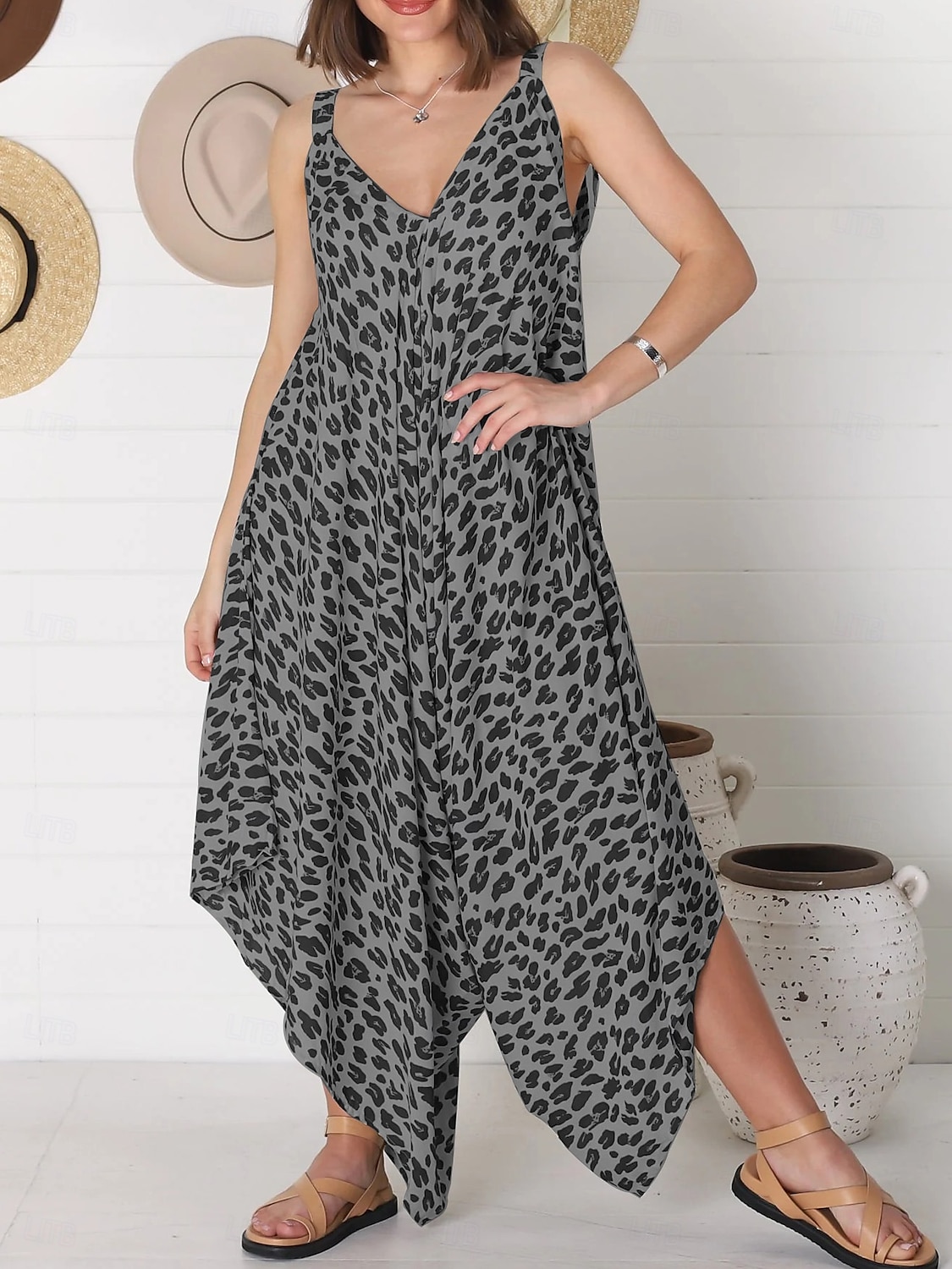Femmes Robe Midi Robe Élégante Élégant Sans manches Coupe ajustée Léopard Sans manches Col en V Blanche Jaune Rouge Bleu Été Printemps Automne de 2025 ? $33.99 –P17