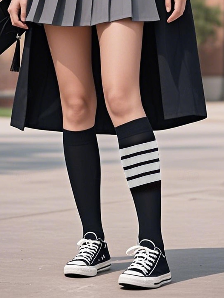 Kniehohe, asymmetrisch gestreifte Damensocken – sportliche, über die Wade reichende Baumwollsocken für Schuluniformen für Schüler, Abschlussfeiern, Cheerleading und den Alltag 2025 - $7.99 –P2
