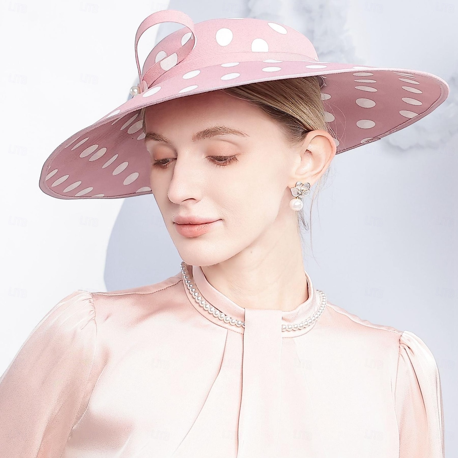 Головные уборы Полиэстер Котелок / клош Шляпа от солнца Свадьба Чаепитие Элегантный стиль Свадьба С Бант В горошек Заставка Головной убор 2026 - $38.99 –P6